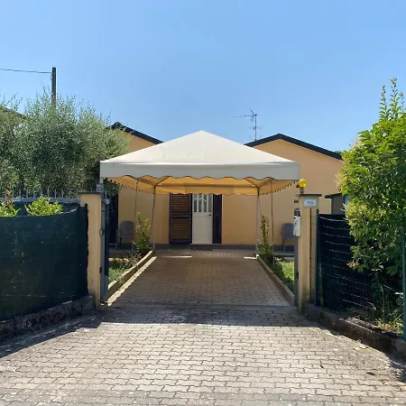 Casa Versilia بيت للعطل
