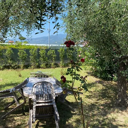 Casa Versilia بيت للعطل